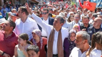 Özel ve milletvekillerinin CHP'den istifa edeceği saat belli oldu!