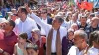 Özel ve milletvekillerinin CHP'den istifa edeceği saat belli oldu!