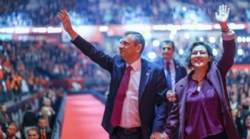 Özgür Özel: Dostu düşmanı birbirinden ayırmakta biraz daha ustalaştık