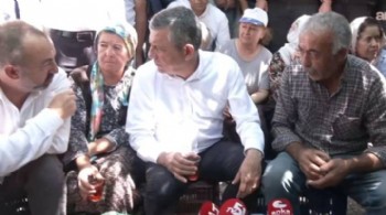 Özgür Özel Niğde'de: İşçilerle bir araya geldi