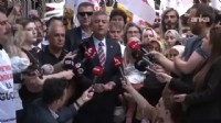 Özgür Özel'den açlık grevindeki öğretmenlere destek ziyareti: Bahçeli'ye çağrıda bulundu