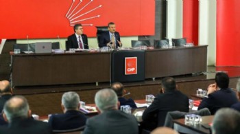 Özgür Özel, partisinin 81 il başkanıyla bir araya geldi