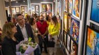 Paletimdeki Renkler sergisi Bornova'da sanatseverlerle buluştu