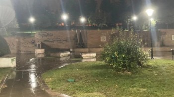 Parkta aşırı alkol alan 2 genç kızdan biri öldü