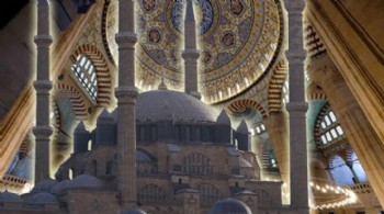 Selimiye Camii'nde tepki çeken restorasyona durdurma kararı!