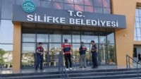 Silifke Belediyesi'ne operasyon: Belediye Başkanı Mustafa Turgut dahil çok sayıda gözaltı!