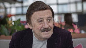 Tatilde kaza geçiren Selami Şahin hastaneye kaldırıldı!