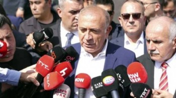 Tekin il kongresinde oy kullanamayacak