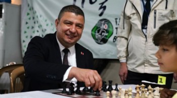 Tire’de satranç turnuvası başladı