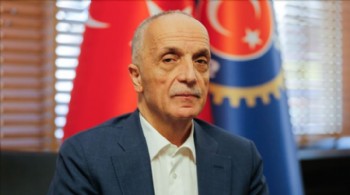 Türk-İş'ten kritik açıklama: Asgari ücretlinin yanındayız