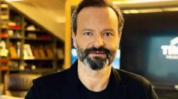 Ünlü yapımcının telefonuna el konuldu