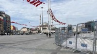 Yasaklı 1 Mayıs! Taksim'e yürümek isteyenlere polis müdahalesi: