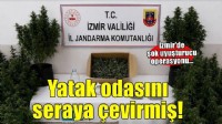 Yatak odasını seraya çevirmiş!