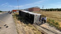 Yolcu otobüsü şarampole devrildi: Feci kazada çok sayıda yaralı var