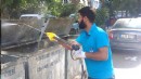 Yunusemre'de konteynerler dezenfekte ediliyor