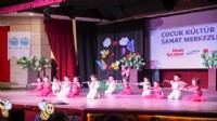 Yunusemreli miniklerden ailelerini gururlandıran performans