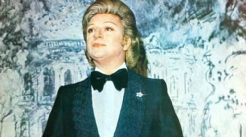 Zeki Müren filmine yasak