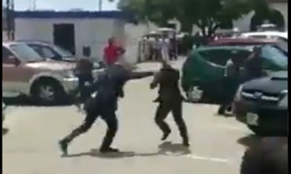Devlet başkanından bakana meydan dayağı!