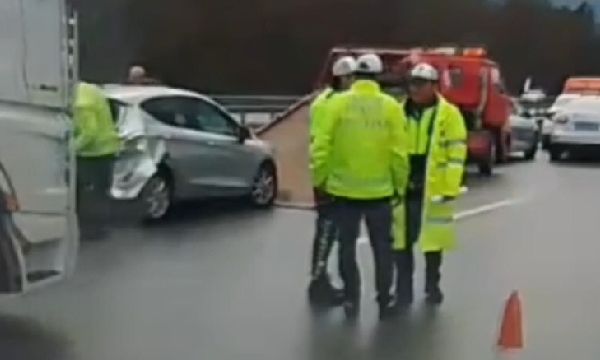 İzmir-Aydın Otoyolu'nda zincirleme kaza!